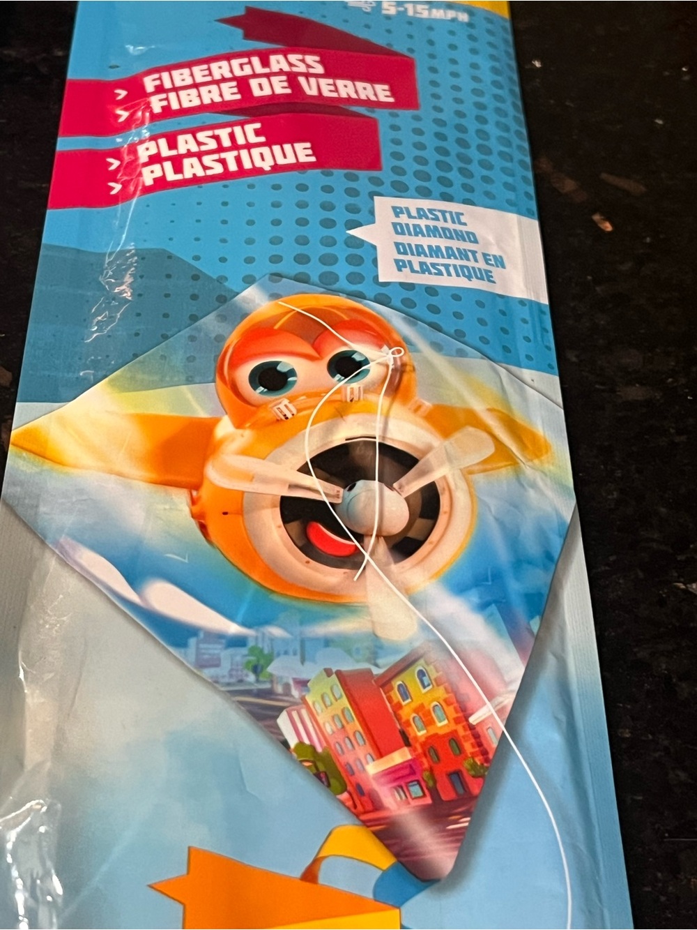 5 Kids FunFly Kites -  Transparent- Bee, Plane and Robot - Picture 2 of 7